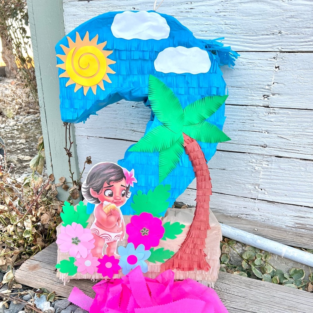 Moana Number Two Piñata Hawaiian party